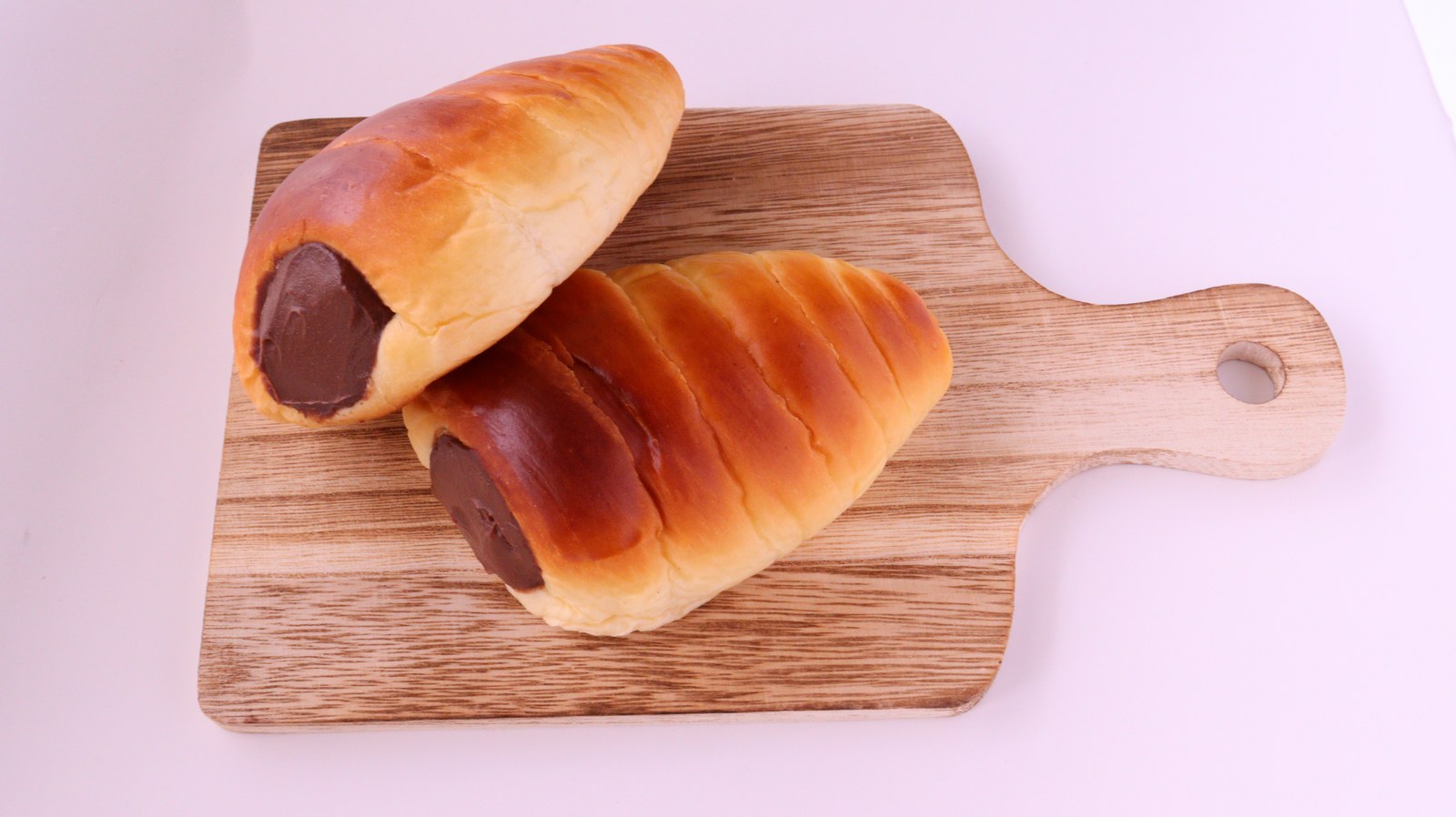 パン、チョココロネ、お菓子、おやつ、料理、食べ物の写真フリー素材 Bread, chocolate cornet, sweets, snacks, food, food photo free material